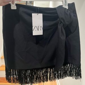 NEVER WORN Zara Skirt